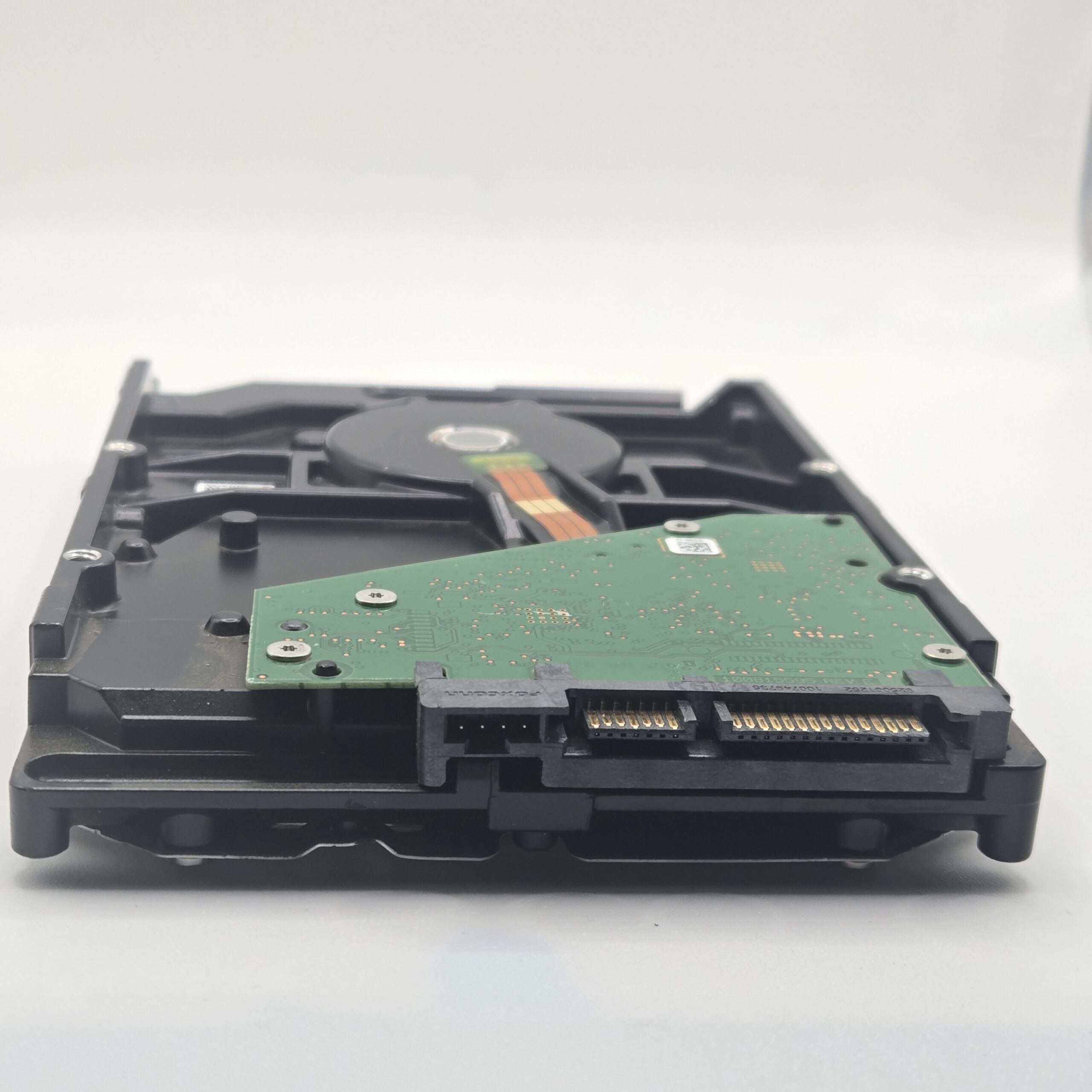 Seagate BarraCuda 2TB 3.5" SATA HDD ST2000DM008 – 4 days power on - Image 2