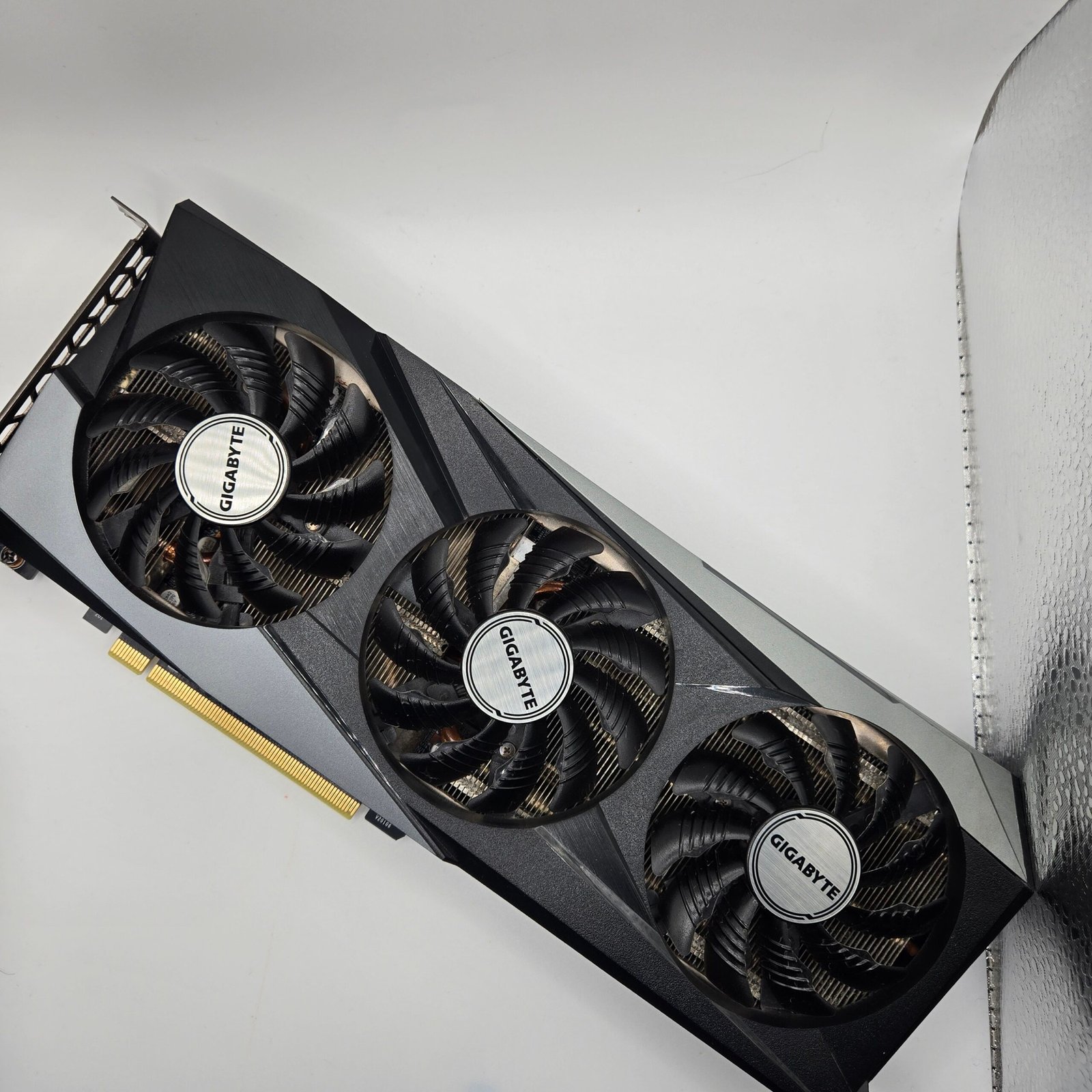Gigabyte RTX 3060 Ti GAMING OC 8G Rev2.0 8GB RGB Lights Fresh Paste & Pads